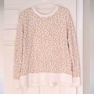 Time and Tru animal print tan white crewneck sweatshirt.  Size L.